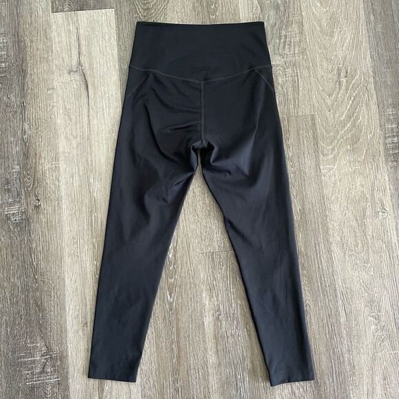 Girlfriend Collective Black Crop Leggings - Size: Small - Picture 8 of 8